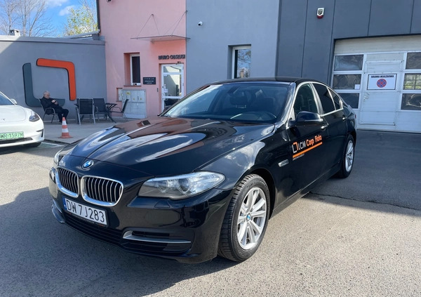 BMW Seria 5 cena 82700 przebieg: 161000, rok produkcji 2016 z Wrocław małe 742